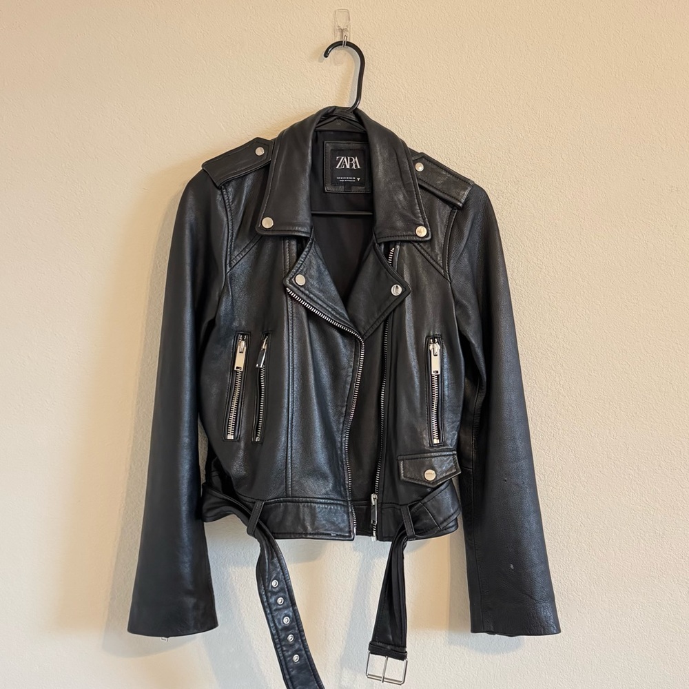 Zara Women's Black Leather Biker Jacket